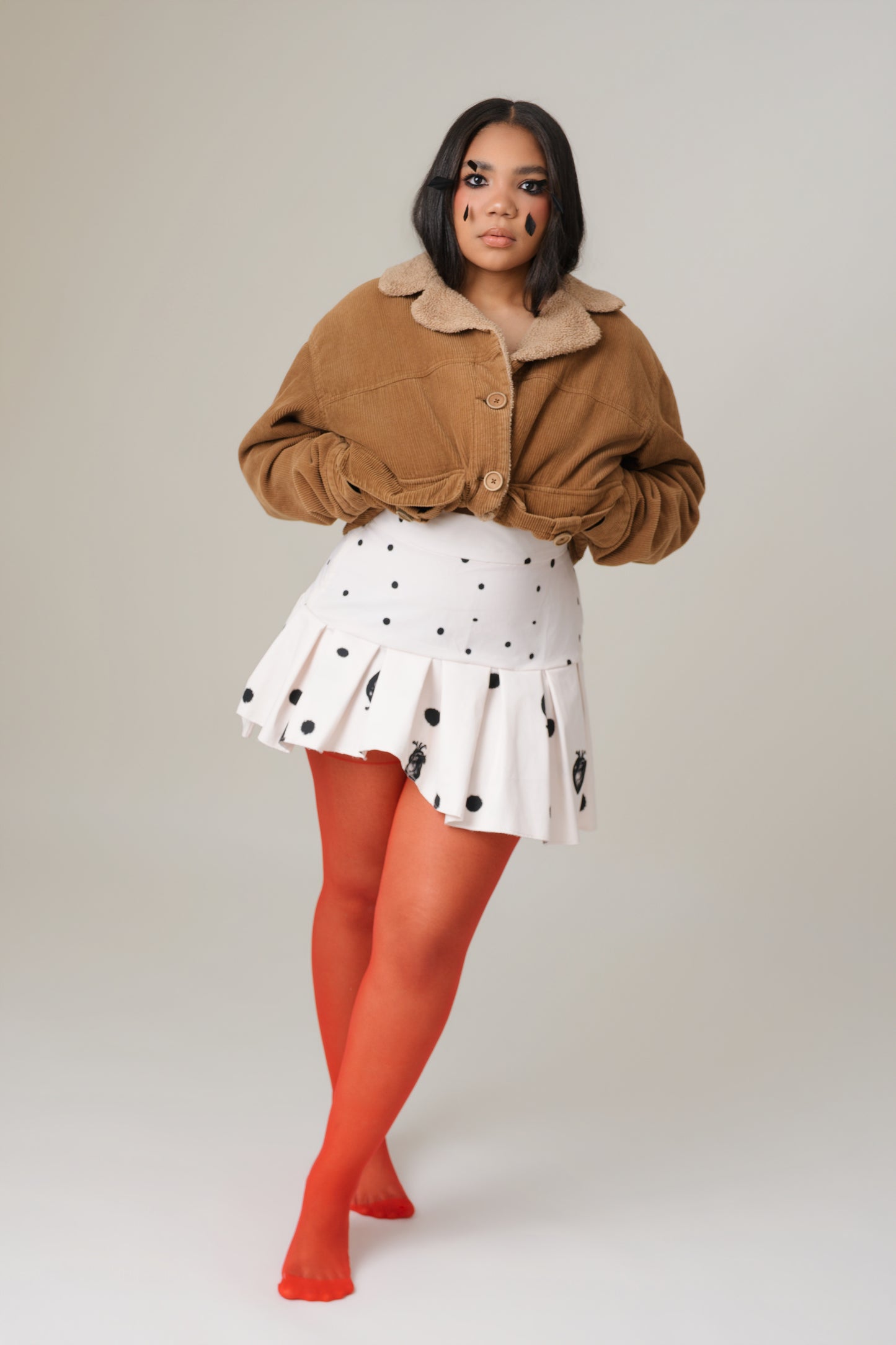 outfit con mini skirt 